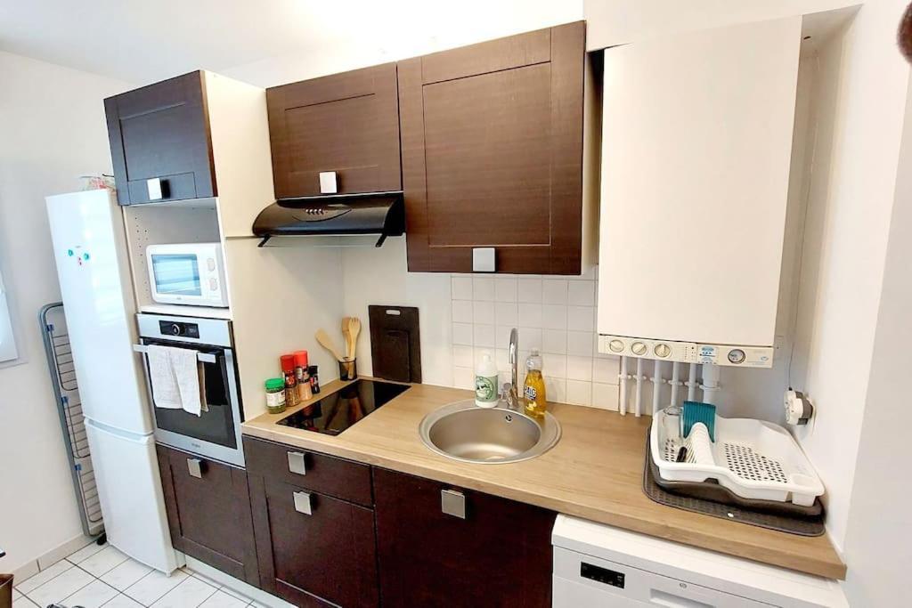 Cosy Home 2, 2 Chambres, 6 Personnes, 3 Min Gare, Parking 세르지 외부 사진