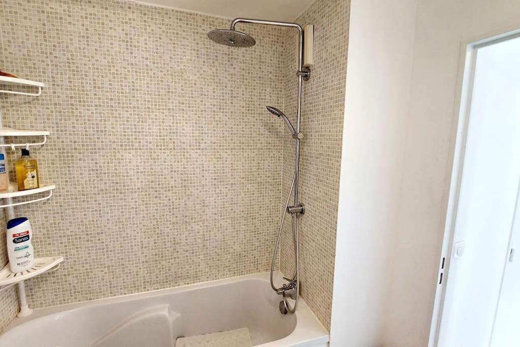 Cosy Home 2, 2 Chambres, 6 Personnes, 3 Min Gare, Parking 세르지 외부 사진